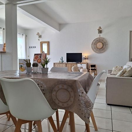 Apartament Le Cocon De Madana Saint-Joseph Zewnętrze zdjęcie